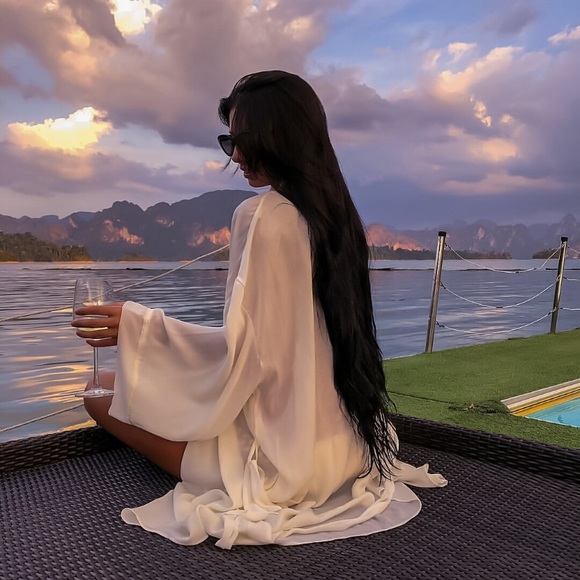 Meet your Posher, Kay - Picture 3 of 5